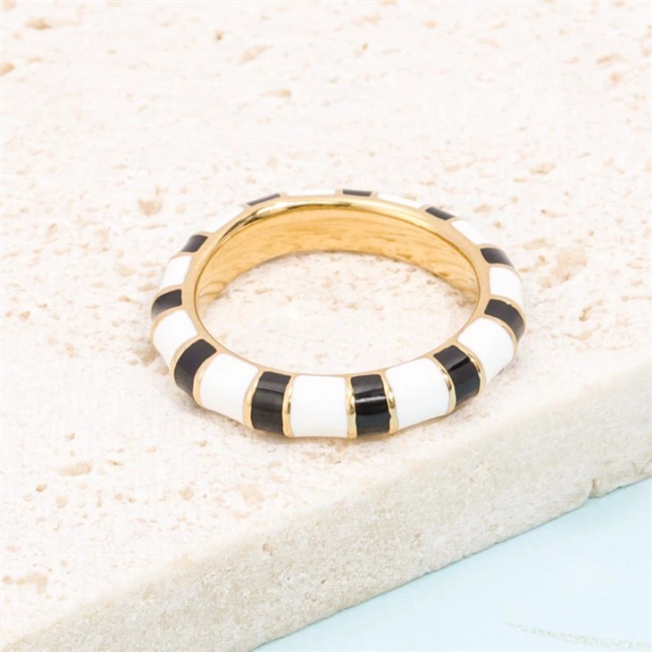 ladies enamel rings