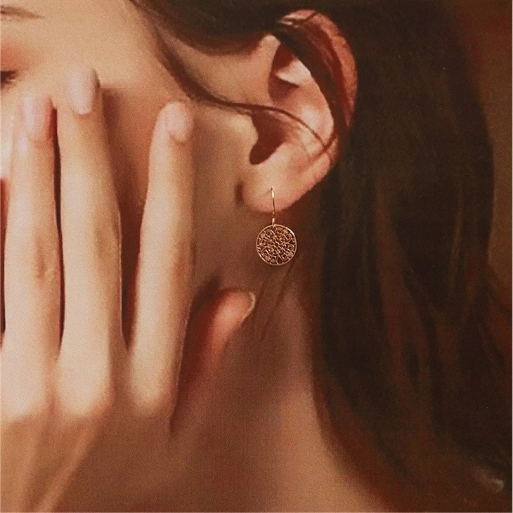 Flower Filigree Disc Drop Earrings
