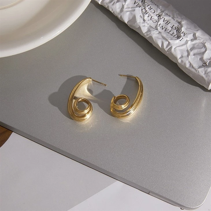 Minimal Spiral Hoops price
